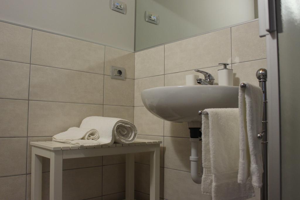 Giardino Degli Ulivi Apartment Caprino Veronese Ngoại thất bức ảnh