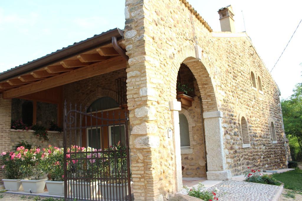 Giardino Degli Ulivi Apartment Caprino Veronese Ngoại thất bức ảnh