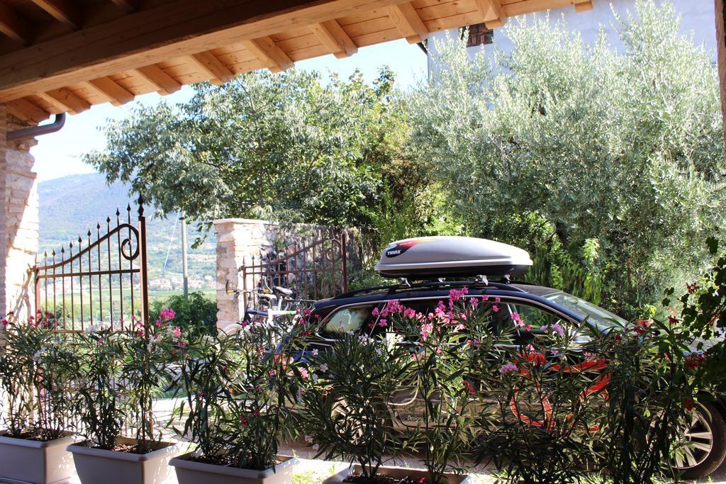Giardino Degli Ulivi Apartment Caprino Veronese Ngoại thất bức ảnh